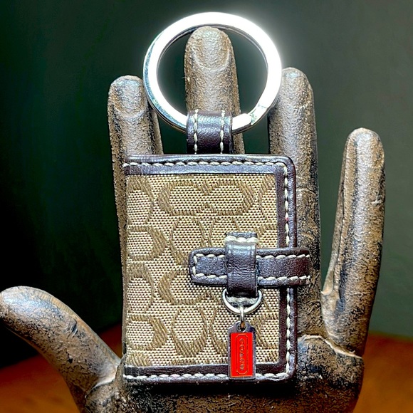 Coach Accessories - COACH Photo Keeper Keychain
